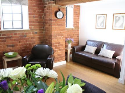Quays Apartment