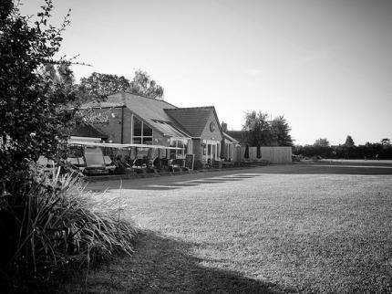 Rodway Hill Eco Pod Hotel & Golf