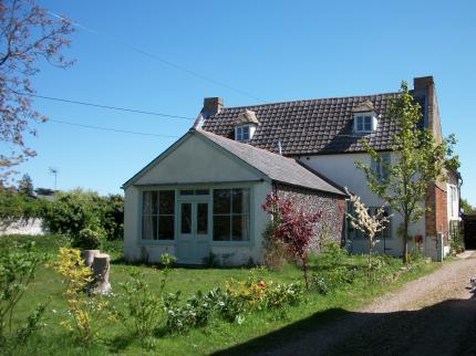 The Walnuts Country House