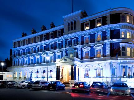 BEST WESTERN PREMIER Queen Hotel