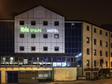 Ibis Styles London Excel (formerly Custom House Hotel) near London