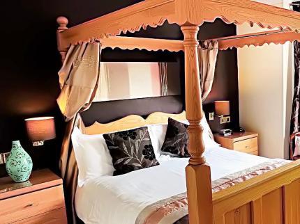 Dovedale Hotel and Restaurant