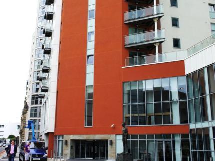 MAX Serviced Apartments Cardiff, Meridian Terrace in Cardiff