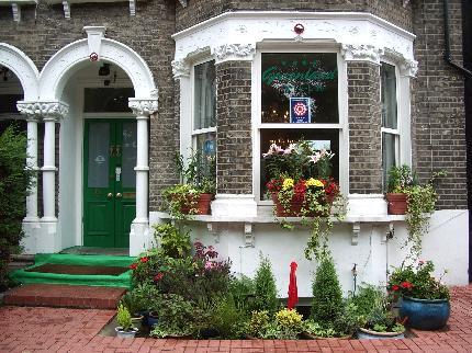 Greenland Villa in Greenwich, London