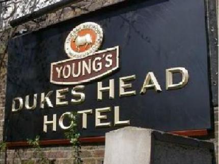 Dukes Head Hotel in WALLINGTON