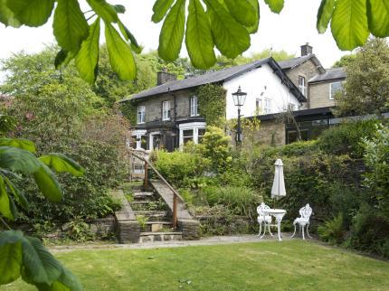 Egerton House Hotel